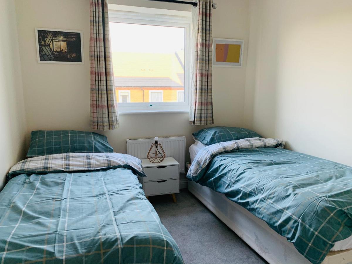 Alpha, Private Double Room, City Centre, Free Parking, Sittingbourne, Kent 외부 사진