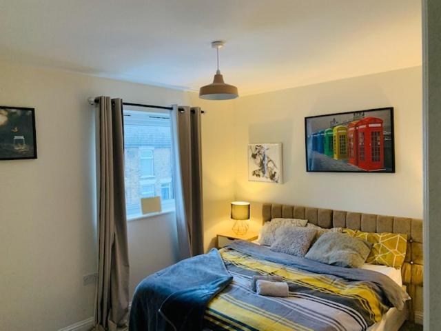Alpha, Private Double Room, City Centre, Free Parking, Sittingbourne, Kent 외부 사진